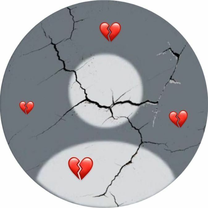 Fotos de Perfil Triste com Corações Partidos